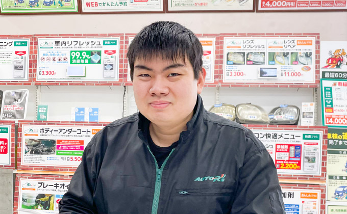先輩社員