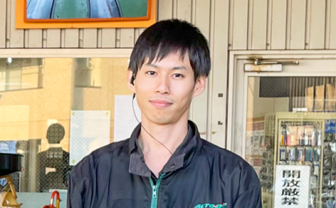 先輩社員